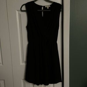 EUC Faux wrap black sleeveless dress